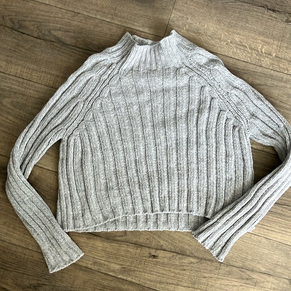 American Eagle Outfitters Sweaters - American Eagle Cowl Neck Cropped Sweater